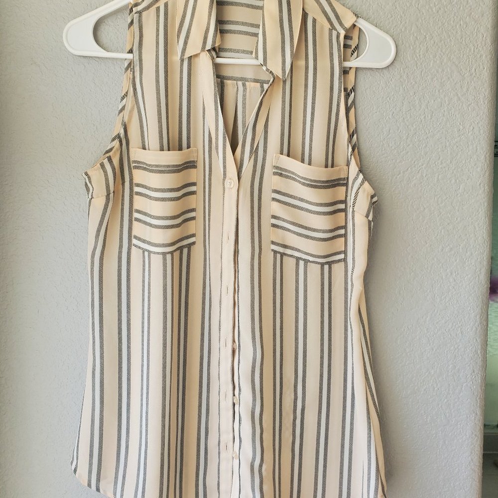 Express Sleveless Button up Blouse - Size Small